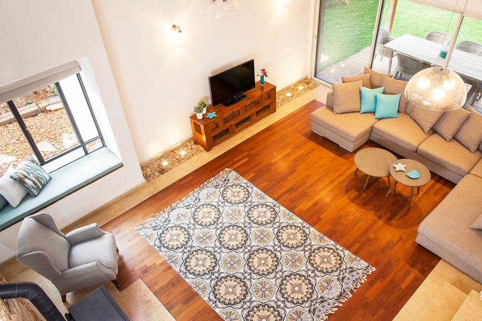 inbal2-826-large-LARGE