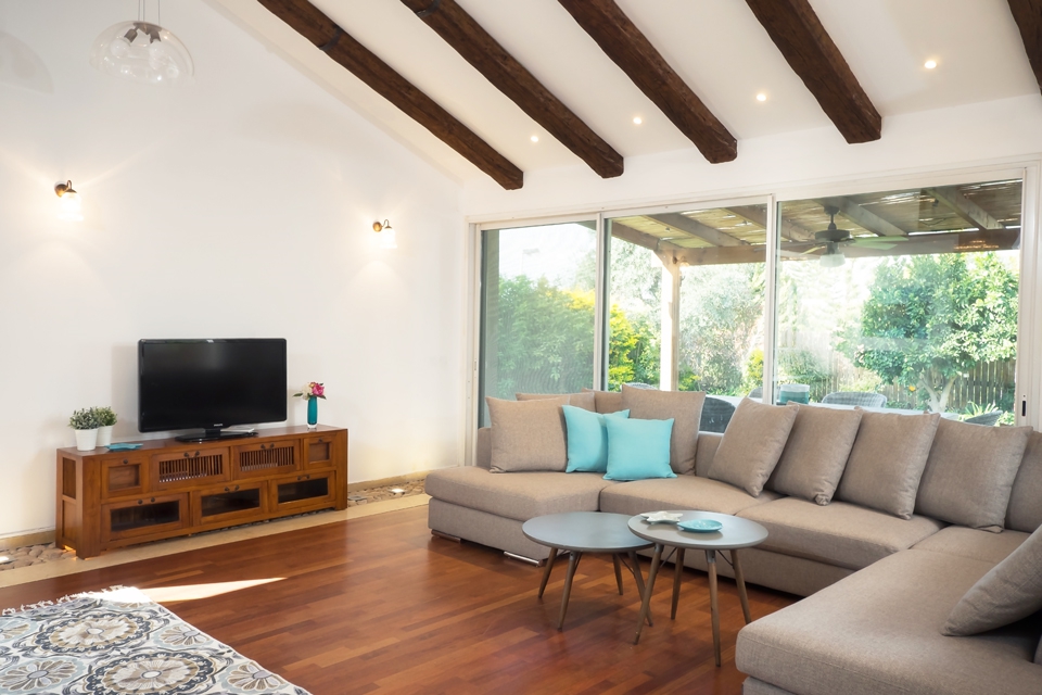 inbal2-814-large-LARGE